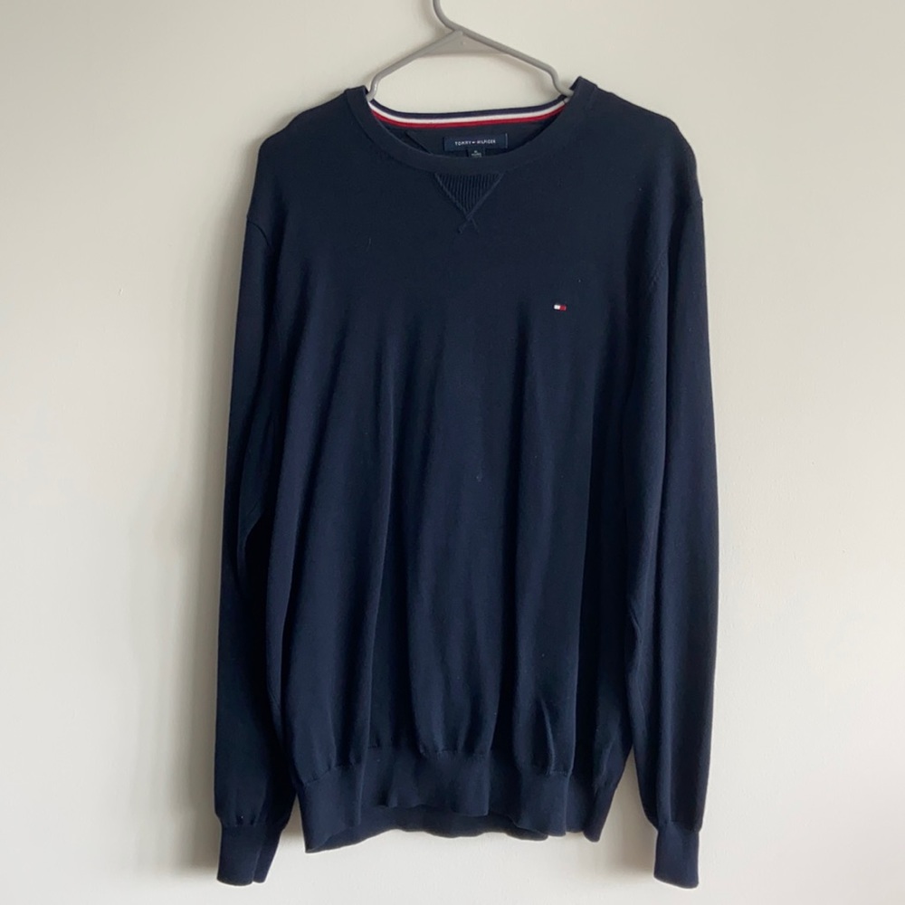 Tommy Hilfiger lightweight knit sweater